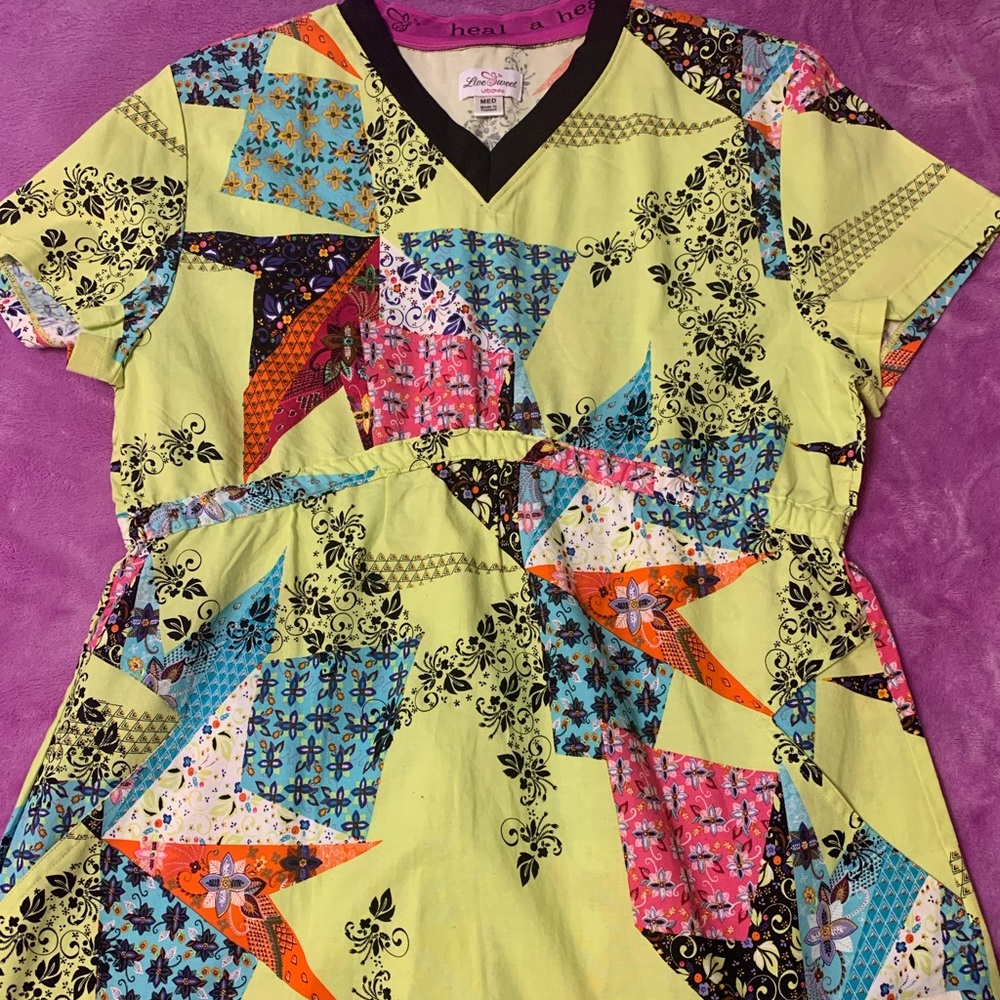 Scrub Top size medium
